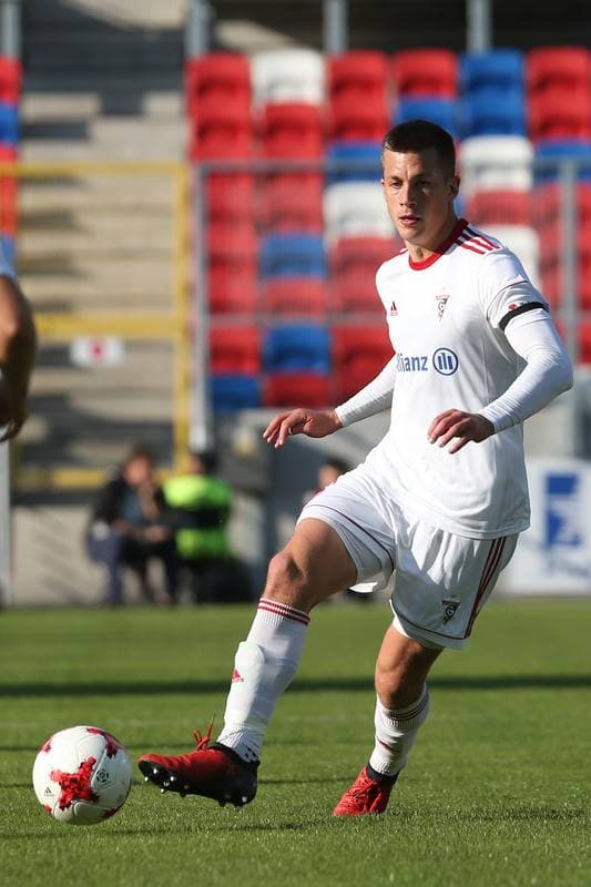 Football. Lotto Ekstraklasa. Gornik Zabrze - Piast Gliwice. 01.10.2017