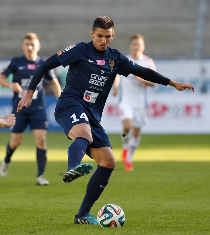 Football. T-Mobile Ekstraklasa. Gornik Zabrze - Pogon Szczecin. 02.11.2014