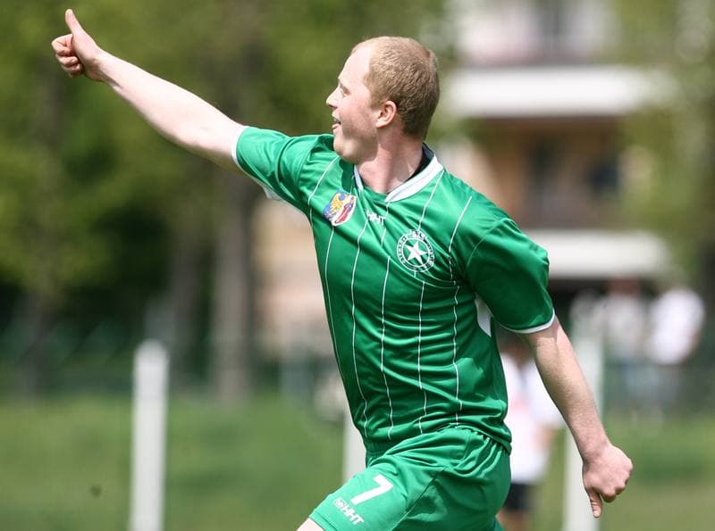 Football. III Liga Opolsko Slaska. Grunwald Ruda Slaska - Szombierki Bytom. 09.05.2015