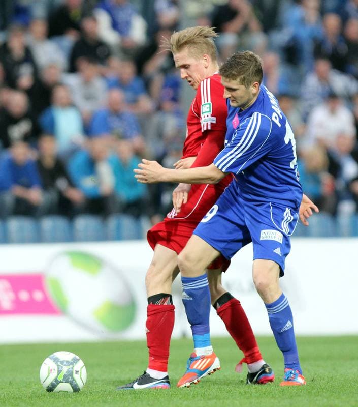 Football. Sparing. Ruch Chorzow - Piast Gliwice. 29.01.2011