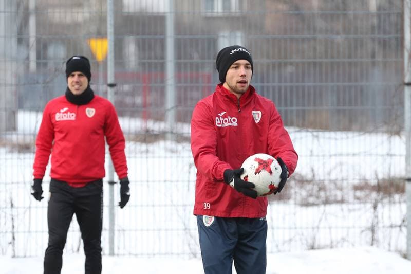 Football. Piast Gliwice. Training. 02.02.2017