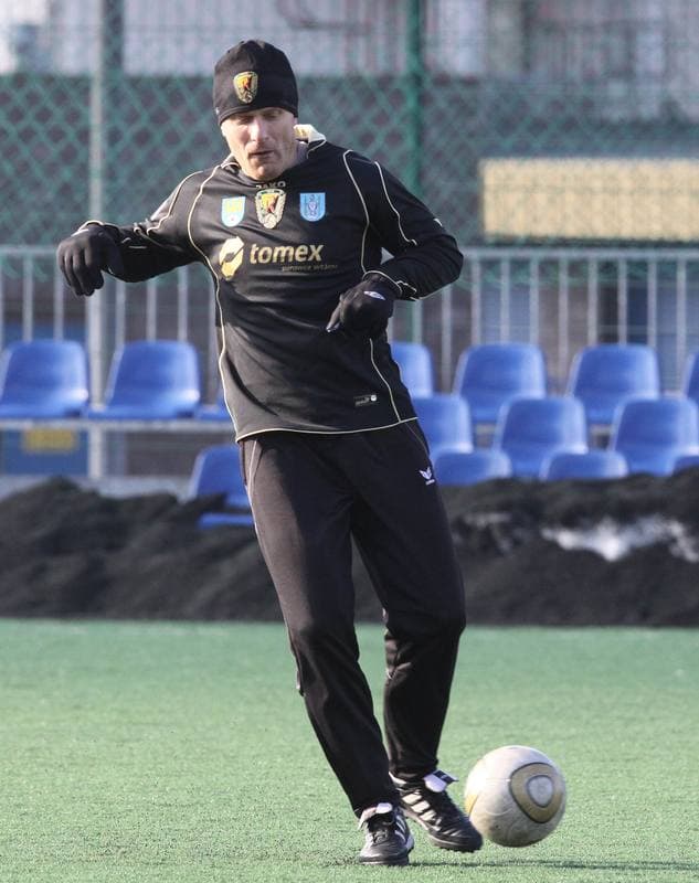 Football. Sparing. GKS Katowice - Ruch Radzionkow. 09.02.2011