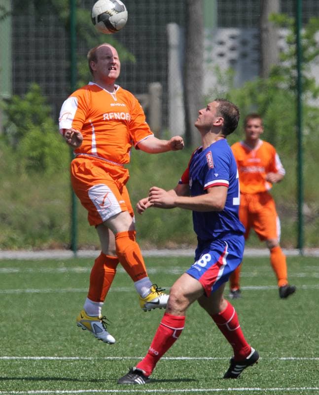 Football. B klasa grupa II. Gornik II Zabrze - UKS Biskupice. 29.05.2011