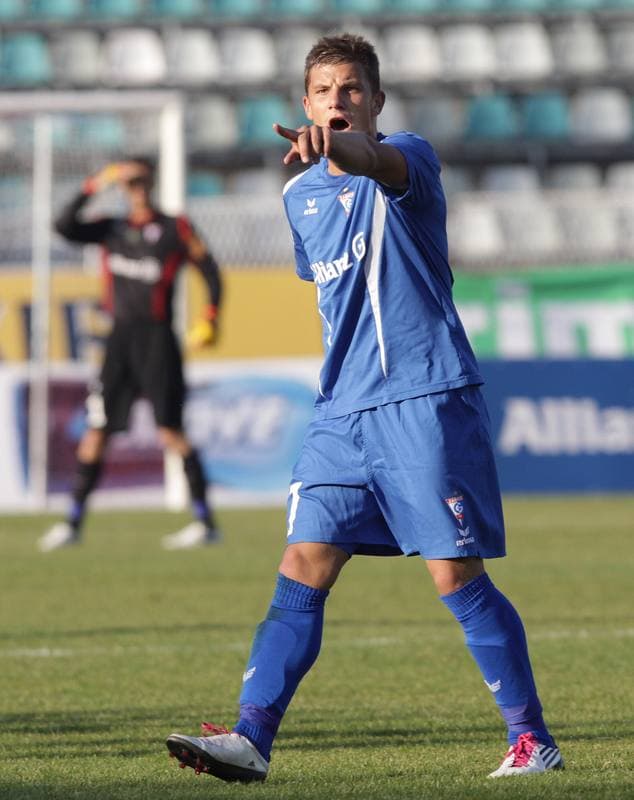 Football. Sparing. Gornik Zabrze - FC Hradec Kralove. 08.10.2010