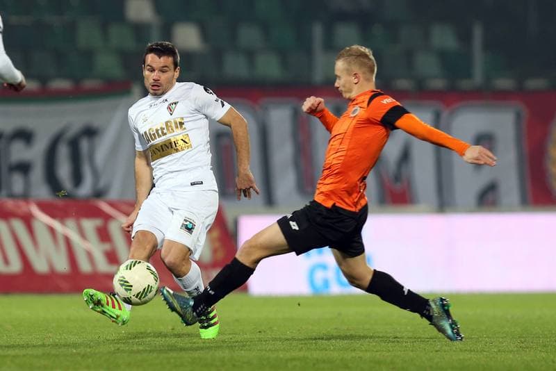 Football. I Liga. Zaglebie Sosnowiec - Chrobry Glogow. 05.11.2016