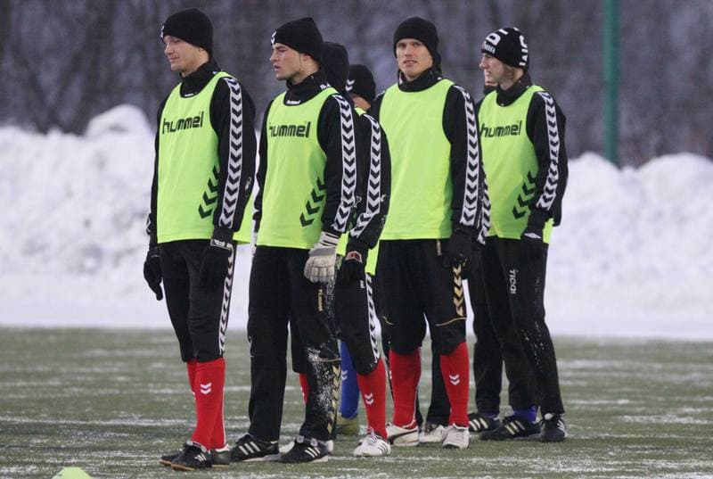 Football. Polonia Bytom. Training. 05.01.2011