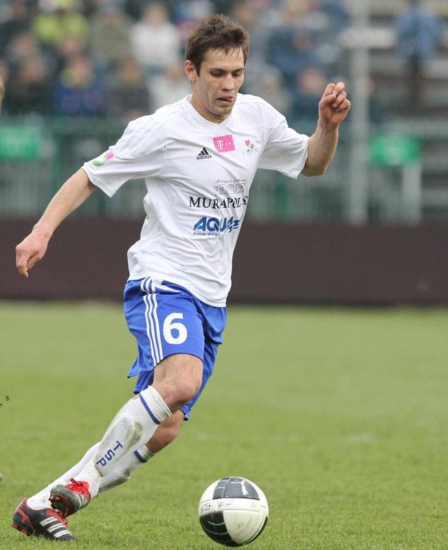 Football. T-Mobile Ekstraklasa. Podbeskidzie Bielsko-Biala - Slask Wroclaw. 14.04.2012
