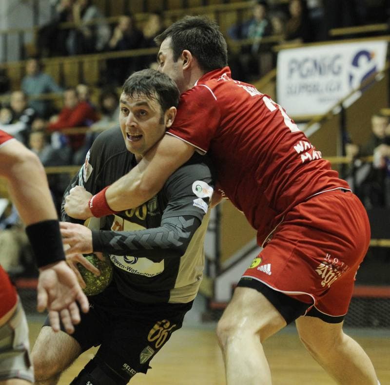 Handball. PGNiG Superliga. NMC Powen Zabrze - Warmia Spolem Olsztyn. 18.12.2011