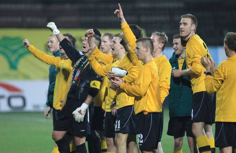 Football. I liga. GKS Katowice - Warta Poznan. 02.04.2010