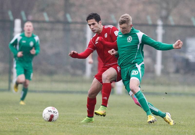Football. III Liga Opolsko Slaska. Grunwald Ruda Slaska - Piast II Gliwice. 15.11.2014