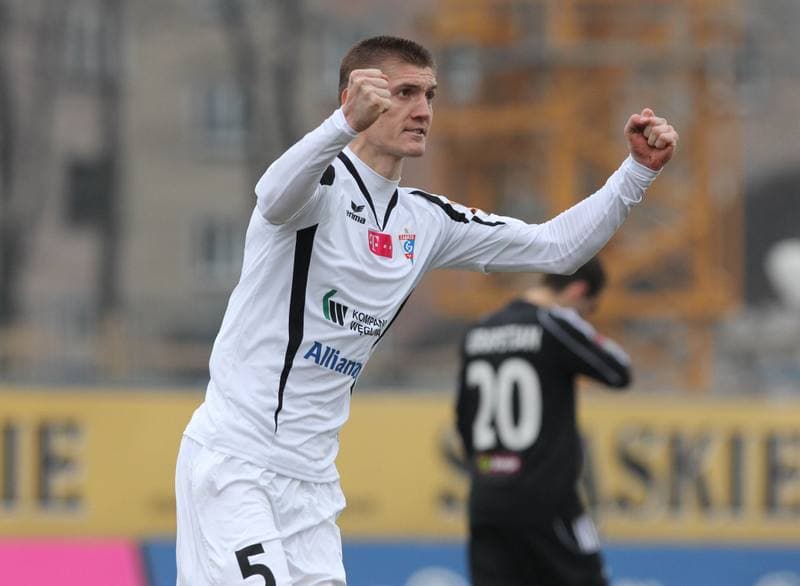 Football. T-Mobile Ekstraklasa. Gornik Zabrze - Lechia Gdansk. 10.03.2012