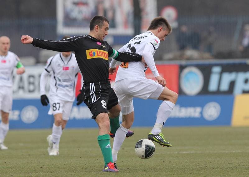 Football. T-Mobile Ekstraklasa. Gornik Zabrze - Lechia Gdansk. 10.03.2012