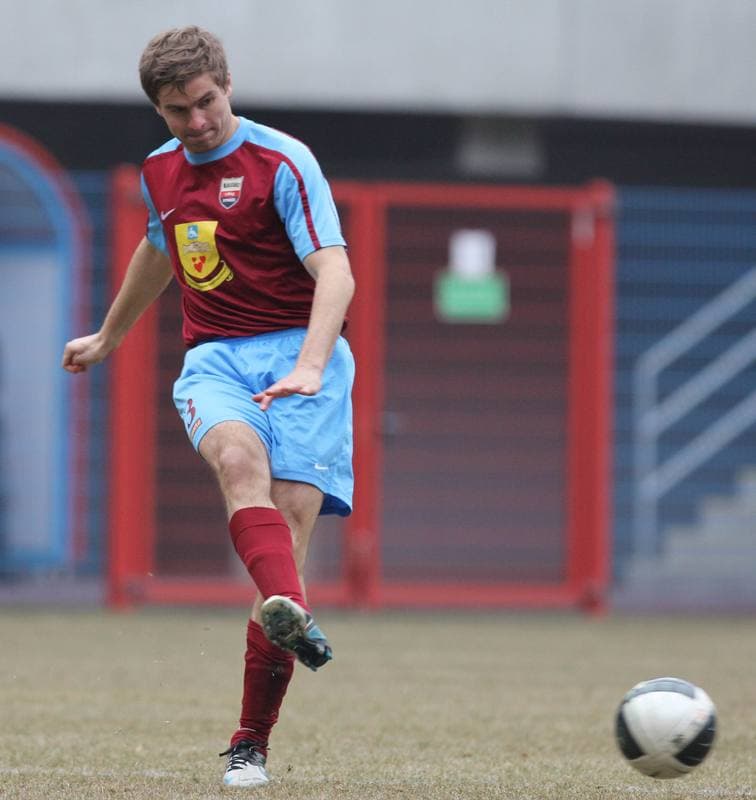 Football. Sparing. Piast Gliwice - Kolejarz Stroze. 10.03.2012