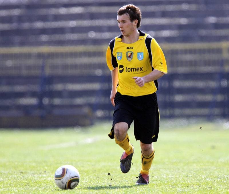 Football. II liga grupa zachodnia. Ruch Radzionkow - Jarota Jarocin. 03.04.2010