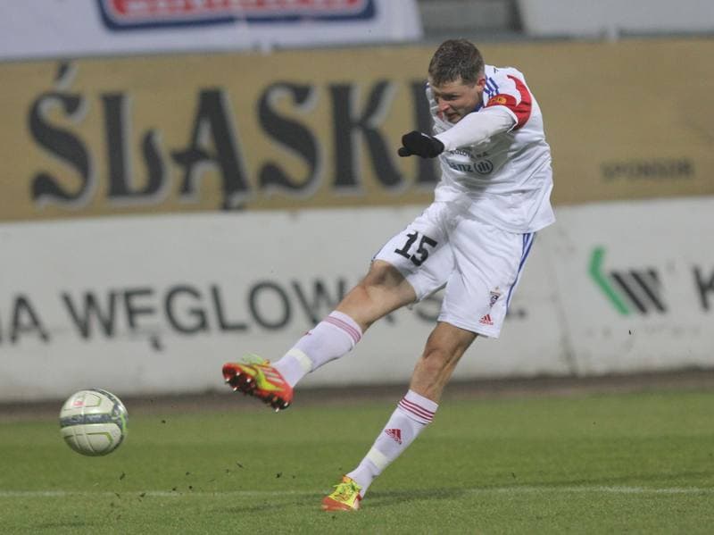 Football. PKO BP Ekstraklasa. Gornik Zabrze - Lech Poznan. 24.10.2010