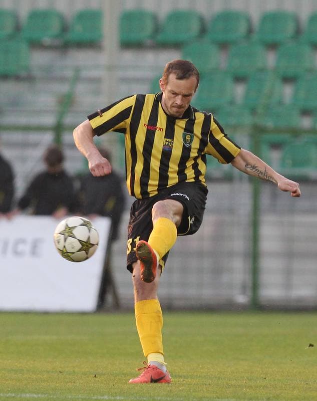 Football. I liga. GKS Katowice - Flota Swinoujscie. 14.11.2010