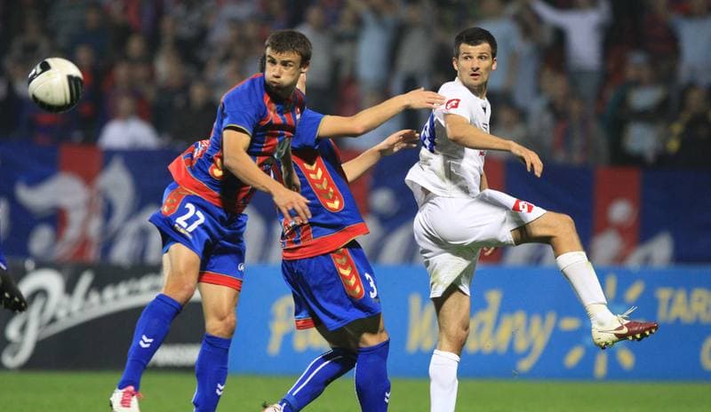 Football. Ekstraklasa. Polonia Bytom - Ruch Chorzow. 18.09.2010