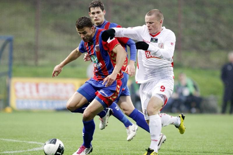 Football. Ekstraklasa. Polonia Bytom - Widzew Lodz. 01.10.2010