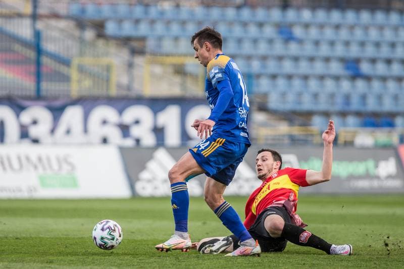 Football. III Liga. Ruch Chorzow - Sleza Wroclaw. 10.04.2021