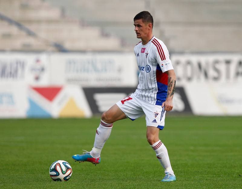 Football. PKO BP Ekstraklasa. Gornik Zabrze - Piast Gliwice. 01.12.2015