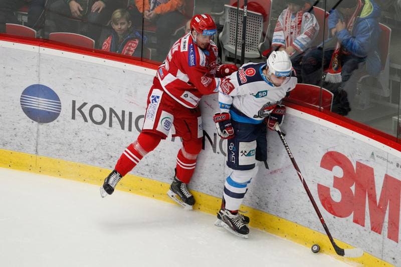 Ice Hockey. Tipsport Extraliga. Ocelari Trinec - Pirati Chomutov. 05.01.2018