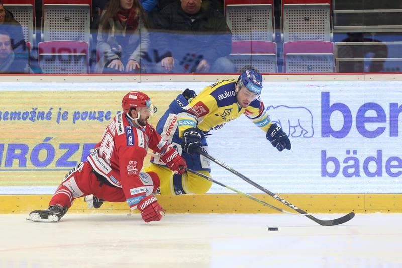 Ice Hockey. Tipsport Extraliga. Ocelari Trinec - Aukro Berani Zlin. 06.02.2018