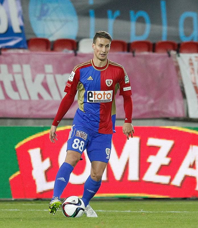 Football. PKO BP Ekstraklasa. Gornik Zabrze - Piast Gliwice. 01.12.2015