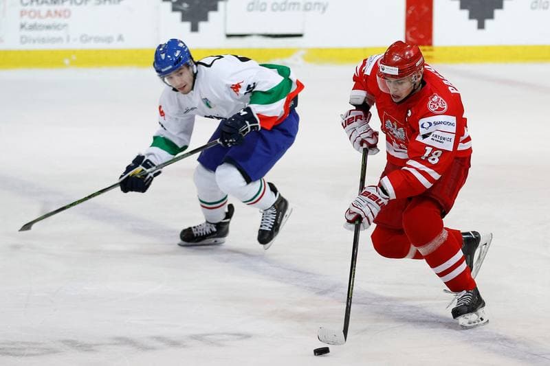 Ice Hockey. EIHC. Poland - Italy. 17.12.2015