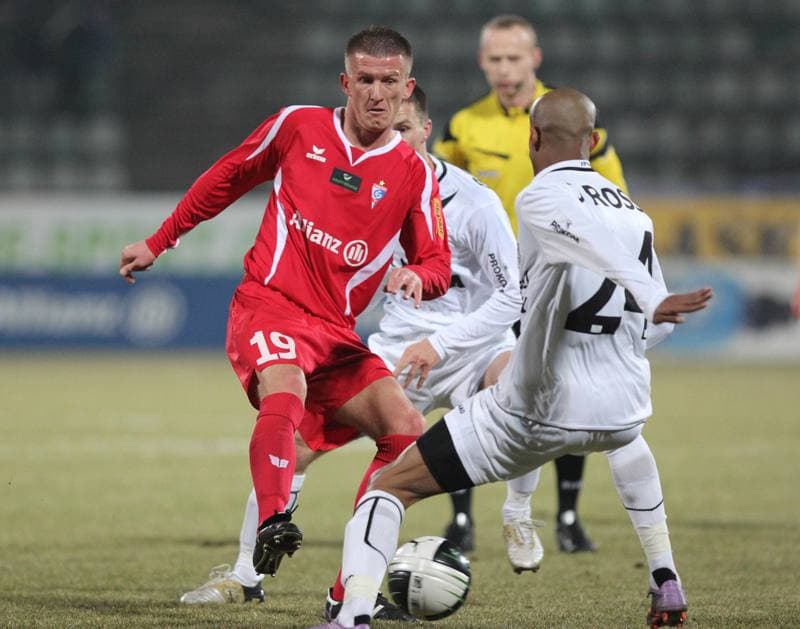 Football. PKO BP Ekstraklasa. Gornik Zabrze - Arka Gdynia. 11.03.2011