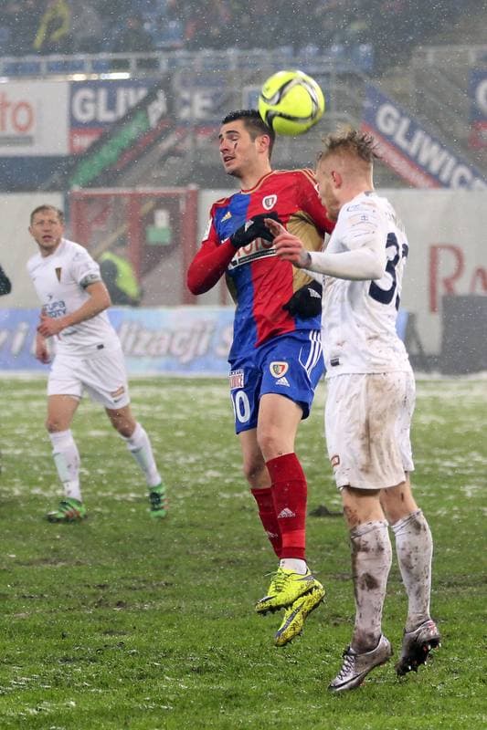 Football. Ekstraklasa. Piast Gliwice - Pogon Szczecin. 19.02.2016
