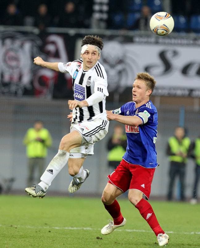 Football. I liga. Piast Gliwice - Sandecja Nowy Sacz. 04.04.2012