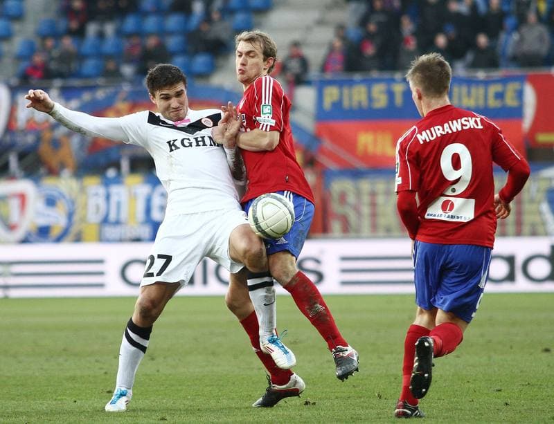 Football. T-Mobile Ekstraklasa. Piast Gliwice - Zaglebie Lubin. 02.03.2013