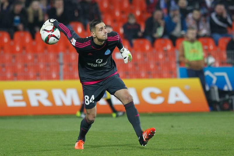 Football. PKO BP Ekstraklasa. Termalica Bruk-Bet Nieciecza - Ruch Chorzow. 19.12.2015