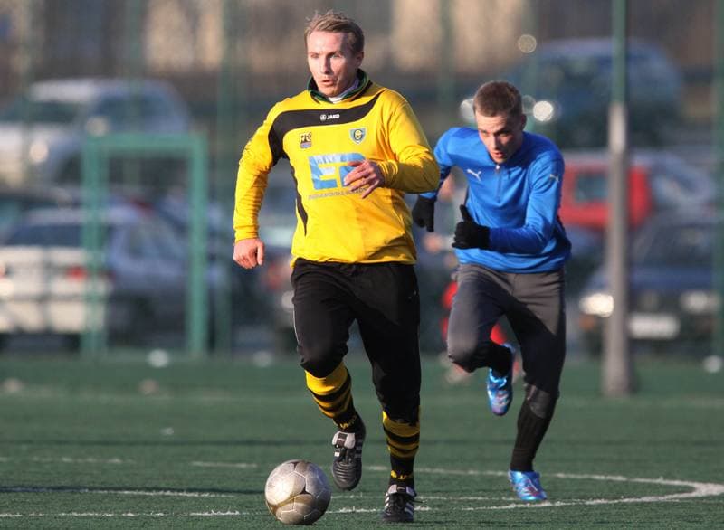 Football. Sparing. GKS Katowice - Hutnik Krakow. 09.02.2011