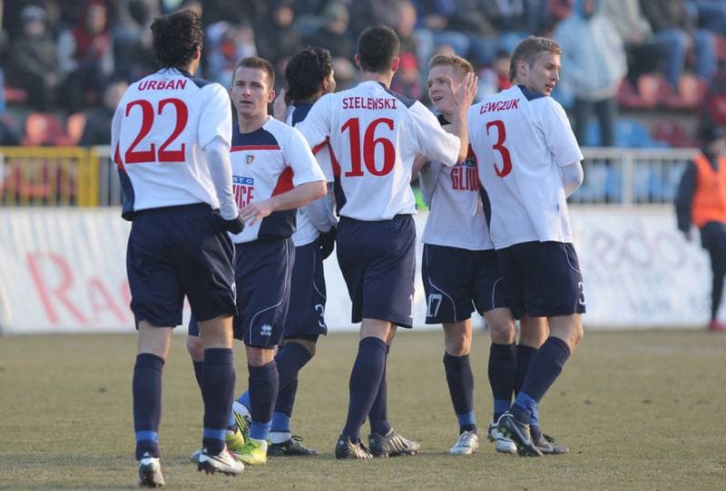 Football. I liga. Piast Gliwice - Odra Wodzislaw Slaski. 05.03.2011