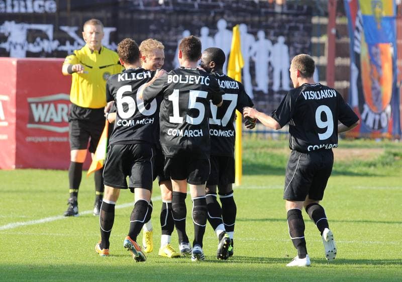 Football. Ekstraklasa. Polonia Bytom - Cracovia Krakow. 24.04.2010