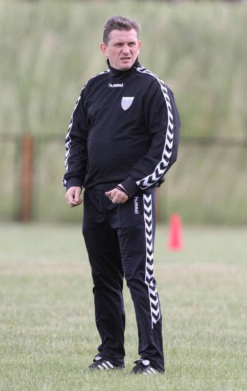 Football. Polonia Bytom. Training. 05.01.2011