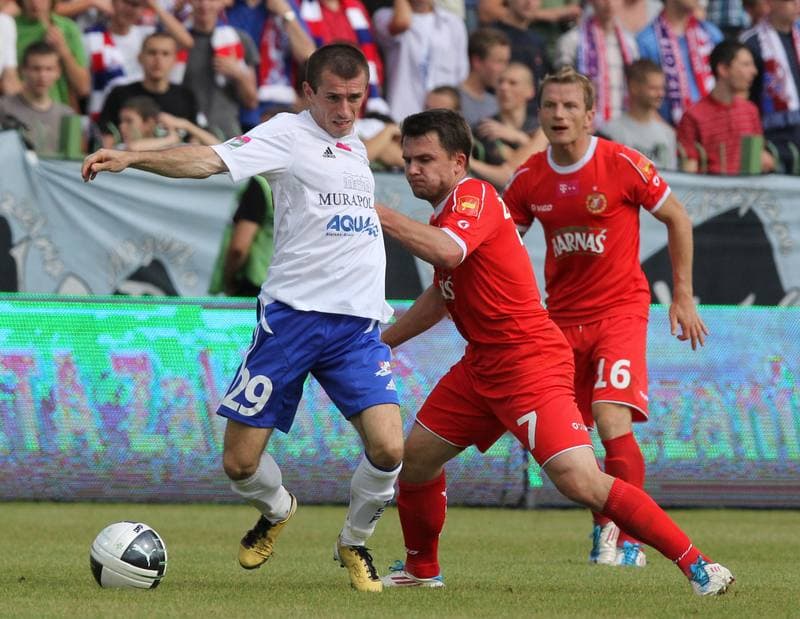 Football. T-Mobile Ekstraklasa. Podbeskidzie Bielsko-Biala - Widzew Lodz. 14.08.2011
