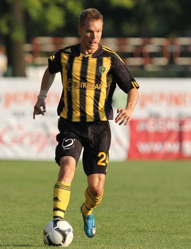 Football. I liga. GKS Katowice - Kolejarz Stroze. 03.09.2011