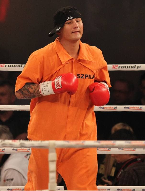 Boxing. Wojak Boxing Night. Krzysztof Zimnoch - Sebastian Tuchscher. 15.10.2011