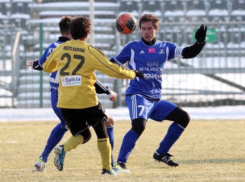 Football. Sparing. Podbeskidzie Bielsko-Biala - MFK Karvina. 11.02.2012