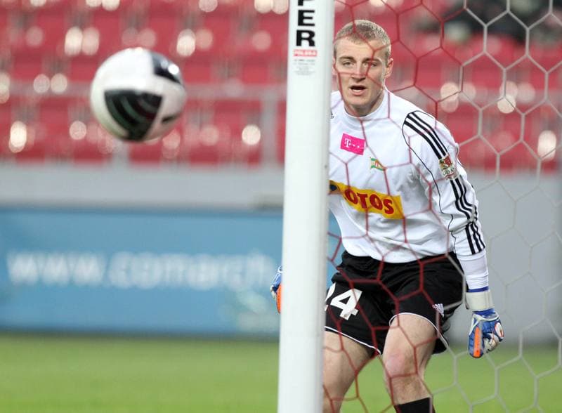 Football. T-Mobile Ekstraklasa. Cracovia Krakow - Lechia Gdansk. 18.02.2012