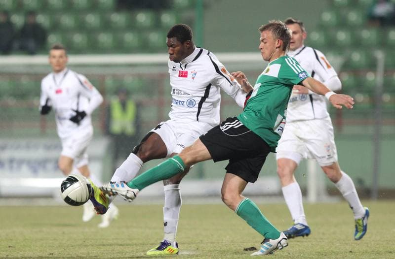 Football. PKO BP Ekstraklasa. GKS Belchatow - Gornik Zabrze. 08.04.2011