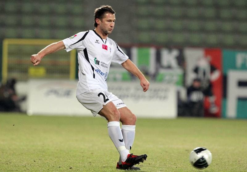 Football. PKO BP Ekstraklasa. GKS Belchatow - Gornik Zabrze. 08.04.2011