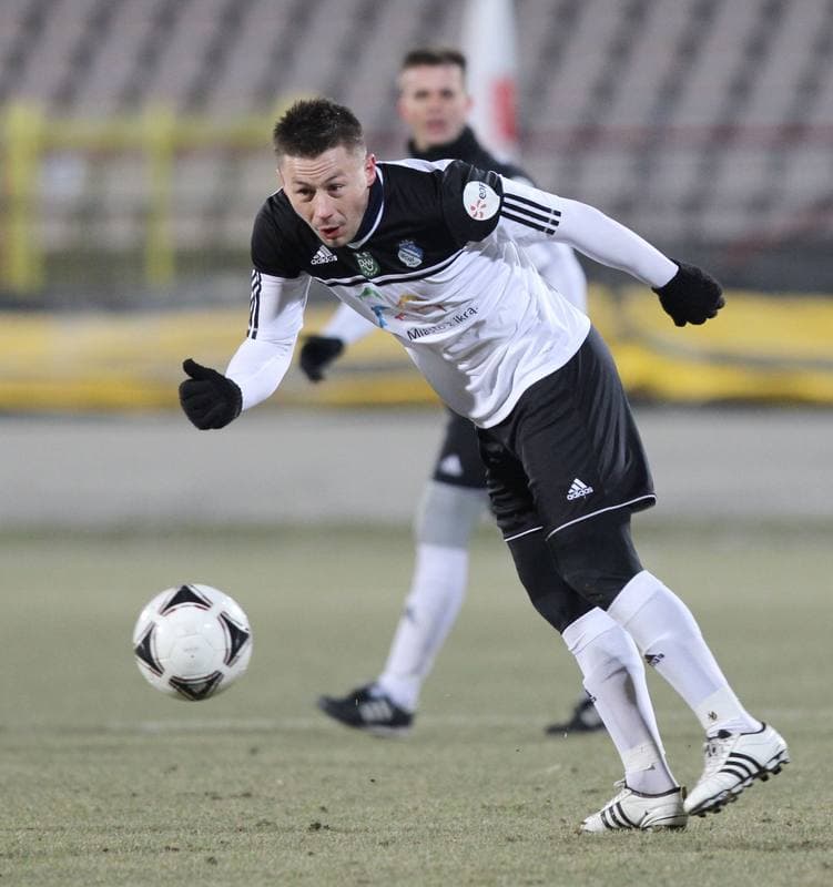 Football. II liga - grupa zachodnia. Energetyk ROW Rybnik - Chojniczanka Chojnice. 15.03.2013