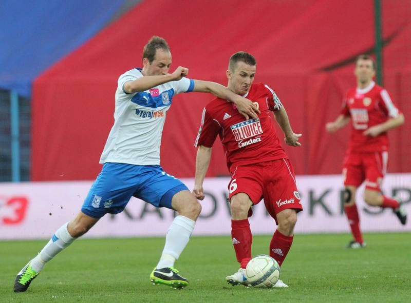 Football. T-Mobile Ekstraklasa. Piast Gliwice - Lech Poznan. 15.04.2013