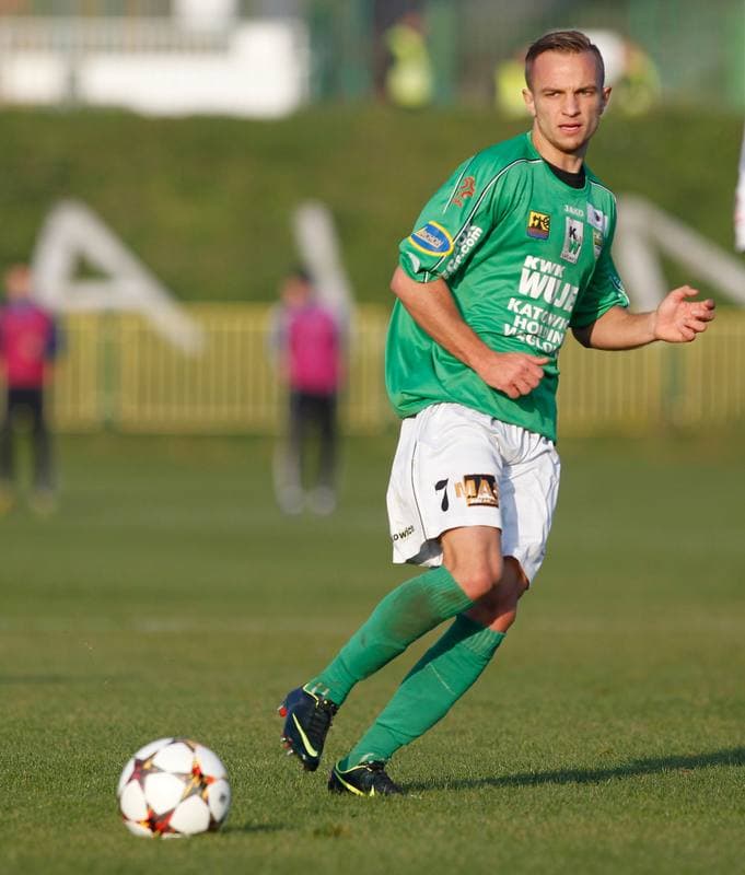 Football. Opolsko Slaskie II Liga. Rozwoj Katowice - Nadwislana Gora. 15.11.2014