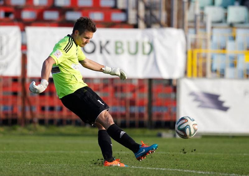 Football. II Liga. Rakow Czestochowa - Energetyk ROW Rybnik. 23.11.2014