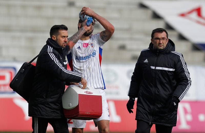 Football. T-Mobile Ekstraklasa. Gornik Zabrze - Ruch Chorzow. 02.04.2015