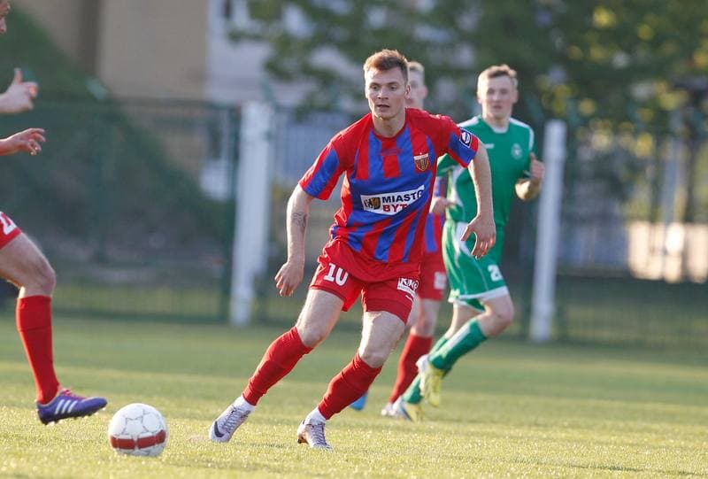 Football. III Liga Opolsko Slaska. Grunwald Ruda Slaska - Polonia Bytom. 29.04.2015